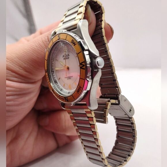 ACQUA Indiglo. Water Resistant Quartz Light Up Unisex Wristwatch. - Picture 4 of 8